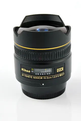 Nikon 10.5 mm f2.8