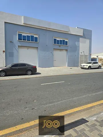 أرض صناعية للإيجار | مساحات ضخمة | تجهيزات متكاملة | مدخلين | مناسبة لجميع الأنشطة