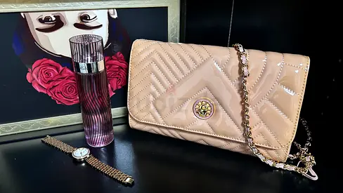 Preloved  Authentic Louis Feraud Quilted Patent leather Chain-strap Shoulder Bag and extras