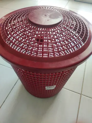 Clothes basket