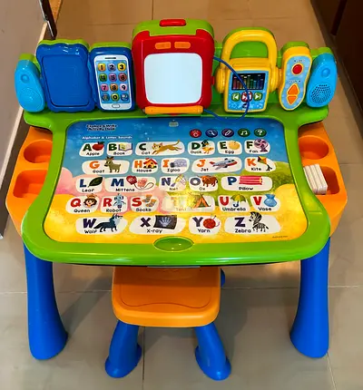 VTech Touch  Learn Activity Desk Deluxe + Expansion Pack Bundle