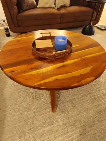 Solid Wood Round Coffee Table - Excellent Condition