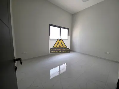 غرفه وصاله ماستر / بلكونه /مكان هادئ / موقع خدمي / علي الطريق الرئيسي