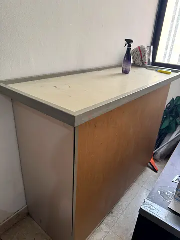Storage cabinet