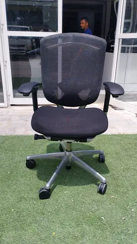 Contessa Okamura office chair