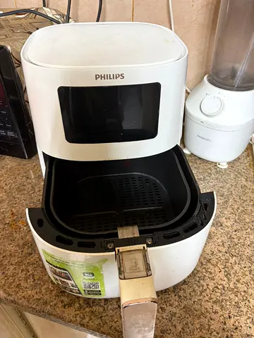 Philips Air Fryer (used) - 2.75L, white