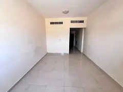 Studio apartment for rent in Al Jurf 3, Ajman – second tenant, semi-separate kitchen, central air 