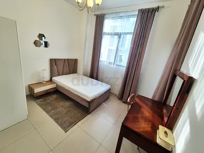 Executives not CROWDED flat. Ready to move in Now