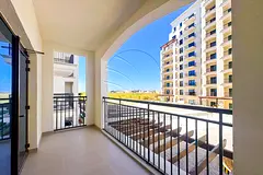 √ FURNISHED | Big Layout | Close to Amenities √
