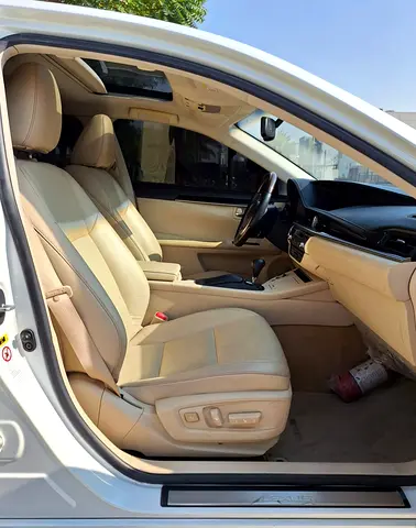 صورة 7 لـ 2013 Lexus ES-SERIES