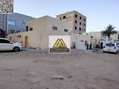 – – 3
