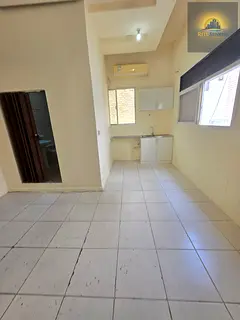 BEAUTIFUL STUDIO APARTMENT AVAILABLE AT KHALIDIYA BACKSIDE SHERATON HOTEL