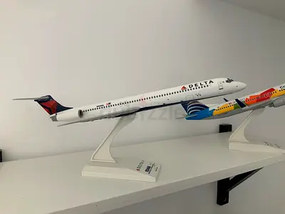 Diecast Model Plane - Desk Display Collectible - 5 models