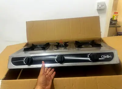 Clikon 3-Burner Stainless Steel Gas Stove — Almost New