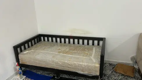 Bed single