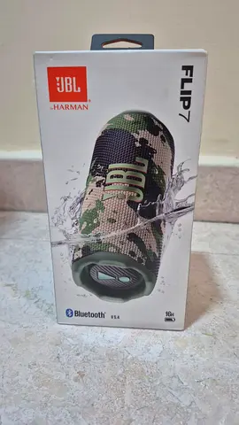JBL Flip 7 Portable Bluetooth Speaker - Camouflage