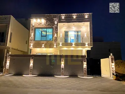 Two-story villa with a roof terrace, 6 master bedrooms, price including registration and ownership fees, in a prime location behind Al-Hamidiyah Park,