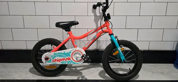 Kids bicycle with training wheels (stabilizers)