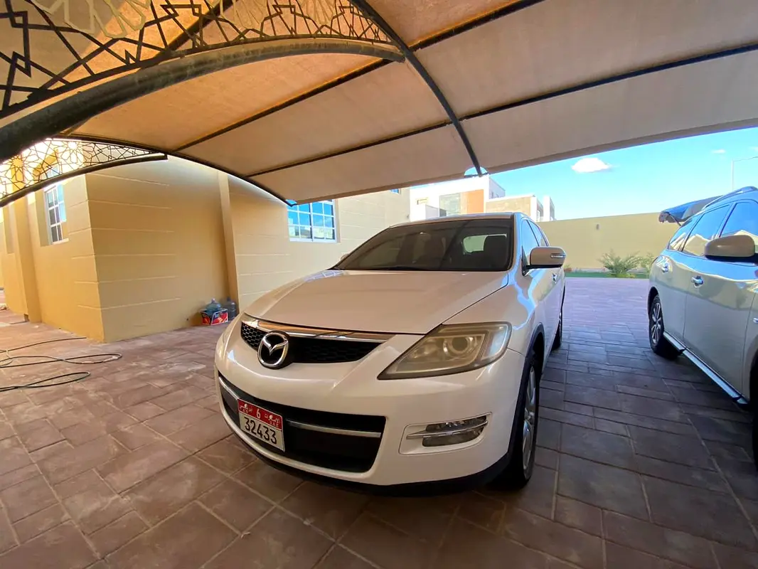 Mazda CX-9 2009 — photo 1 of 4