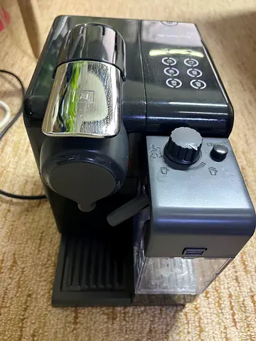 Compact Espresso/Cappuccino Coffee Machine with Milk Frother