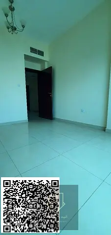 مساحه كبيره + صاله منفصله + قريب من جميع الخدمات والمخارج + اطلاله مفتوحه + تسهيل دفعات