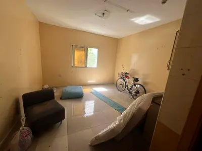Spacious studio • Best price • Prime spot • Modern finish • Central AC