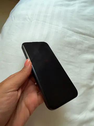 iPhone 15 pro 256g