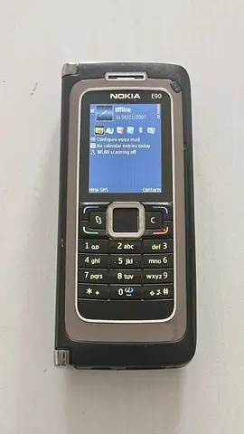 Nokia E90 communicator
