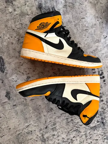 Air Jordan 1 Retro High OG Yellow Toe Taxi