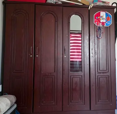 MOVING SALE- 4 DOORS WODDEN WARDROBES