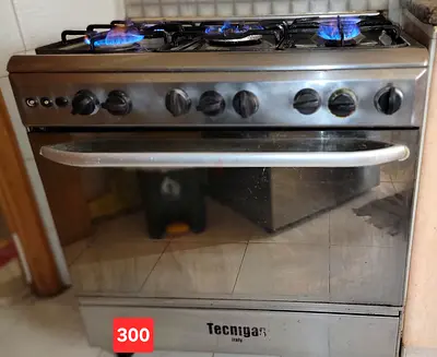 Tecnigas 5 Burner Gas Cooker with Oven | Good Condition | Only AED 200 | Sharjah Pickup