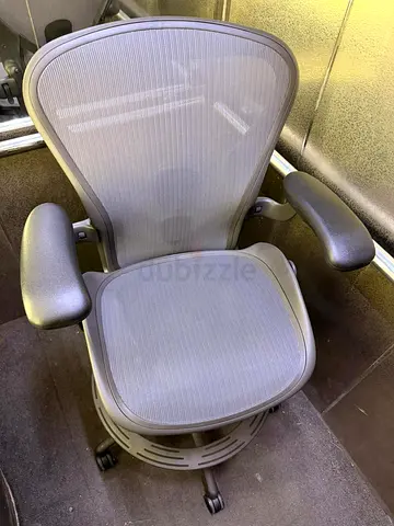 V2 Version Herman Miller Aeron Remastered Chair Fully Adjustable Size B