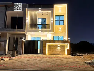 Prime Location - Two Floors and Roof - Registration Included