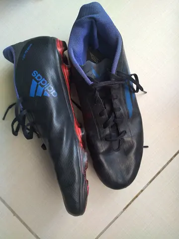 Adidas football shoes size 46