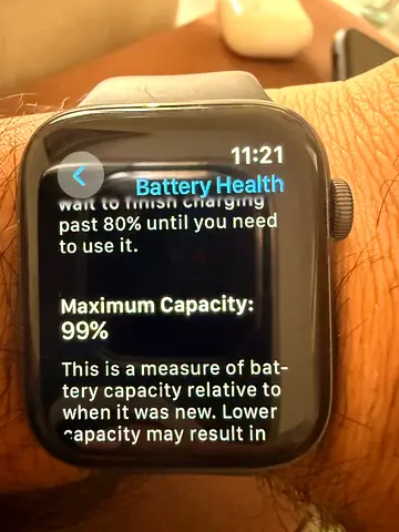 Apple Watch SE 44MM Space Grey Alu Black