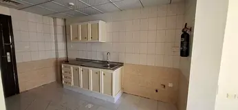 SPACIOUS STUDIO // SEPARATE KITCHEN // CENTRAL AC,GAS // FOR FAMILY // PRIME LOCATION