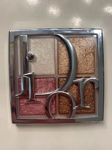 Christian Dior glow maximizer Palette