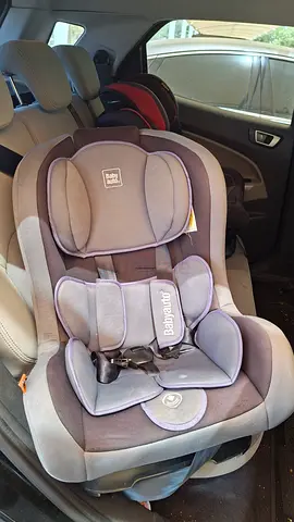 2 Used baby car seat (rear/forward facing) - good condition