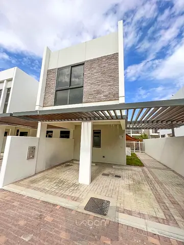 Corner Unit | Motivated Seller | Well maintained