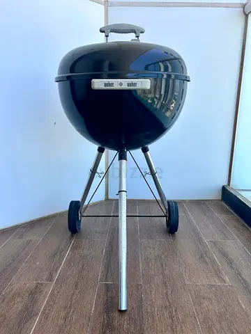 Original Weber Kettle Charcoal Grill