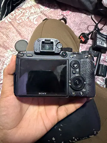 Sony A7riii