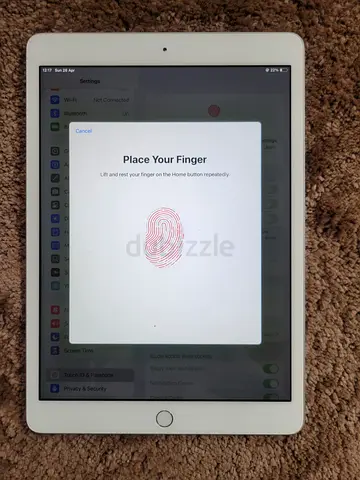 Apple iPad 7th Generation 32GB | iPadOS 18.7.5 | Good Conditio