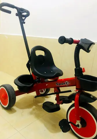 Kids tricycle
