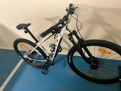 Scott aspect 930 brand new