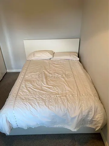 ikea bed and mattress / queen size