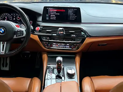 2018 BMW M5 缩略图 10