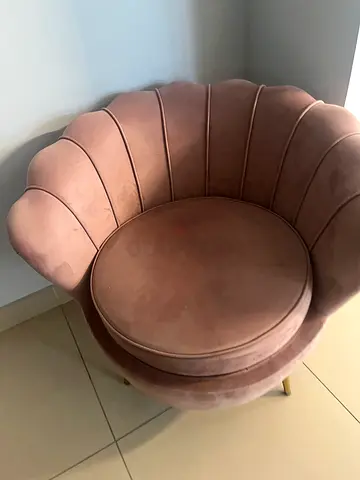 Shell-shaped velvet accent lounge chair - dusty pink x 2