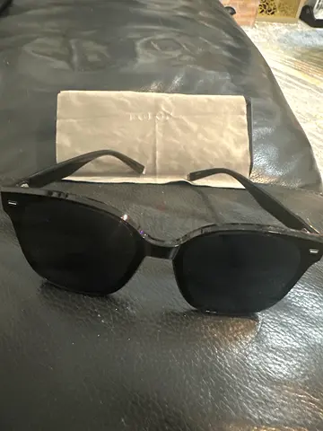 Black rectangular sunglasses with pouch - gently used