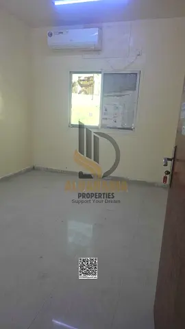فرصة مميزة جداً للشركات والمقاولين الباحثين عن سكن عمال جاهز وفي موقع استراتيجي داخل منطقة الجرف 2 بعجمان، وهي من المناطق الحيوية القريبة من المصانع و