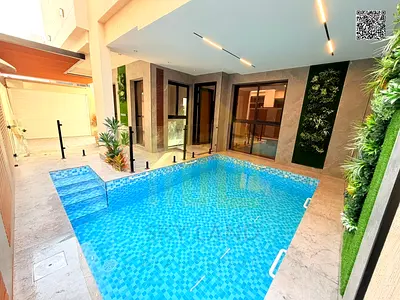 Private swimming pool - 3 floors - including water, electricity and air conditioning